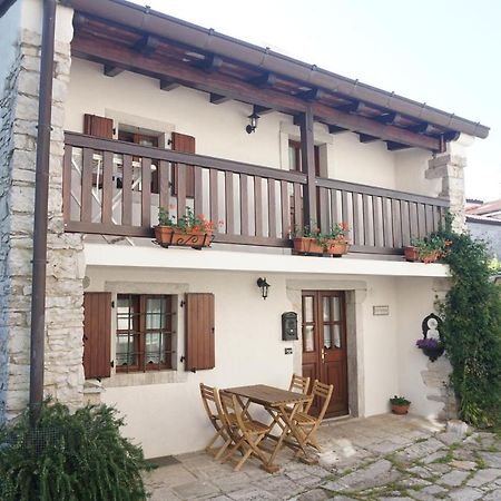 Casa Vacanze Alenka Borgo Grotta Gigante Eksteriør billede