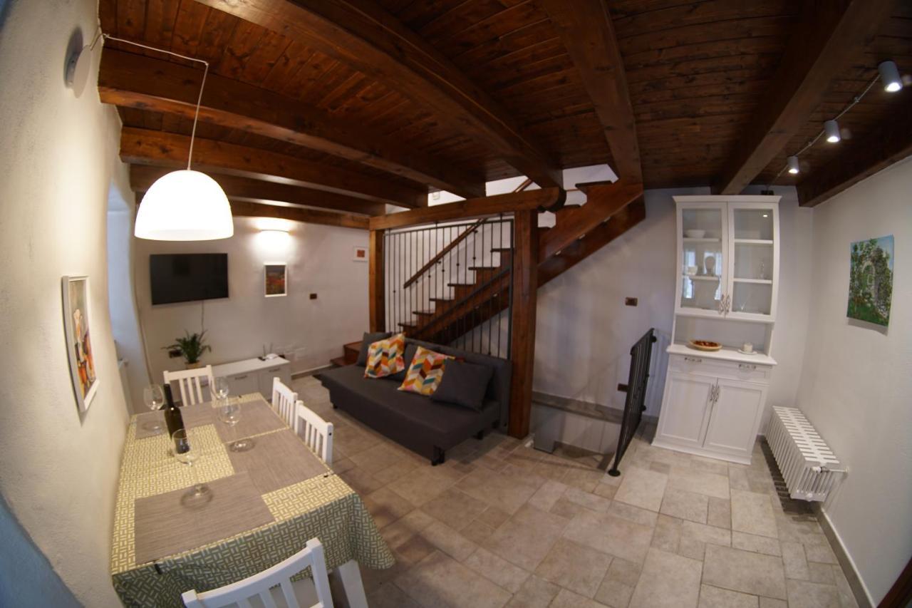 Casa Vacanze Alenka Borgo Grotta Gigante Eksteriør billede