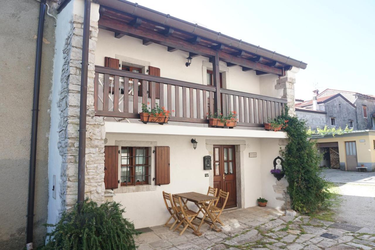 Casa Vacanze Alenka Borgo Grotta Gigante Eksteriør billede